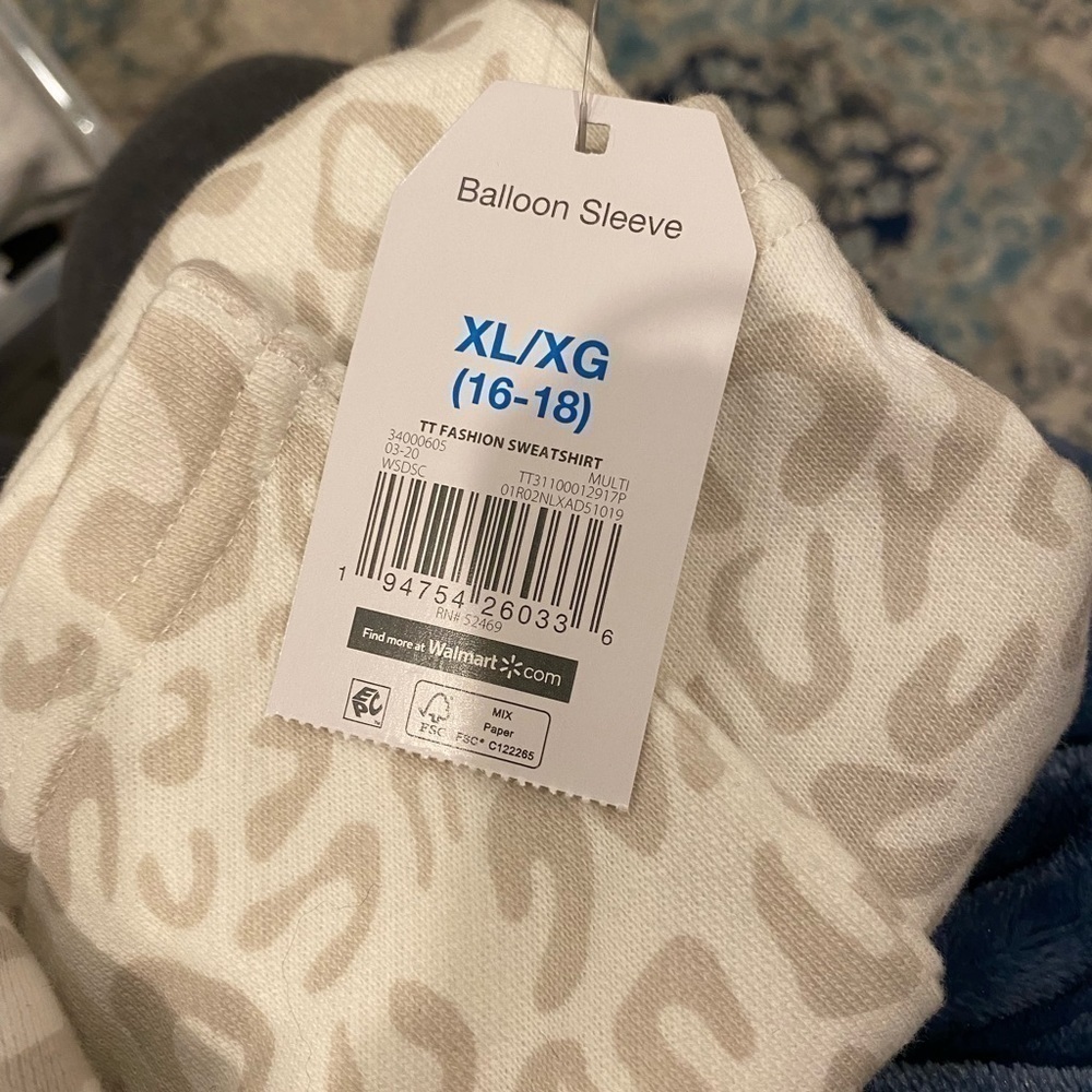 Sweater - Picture 3 of 3